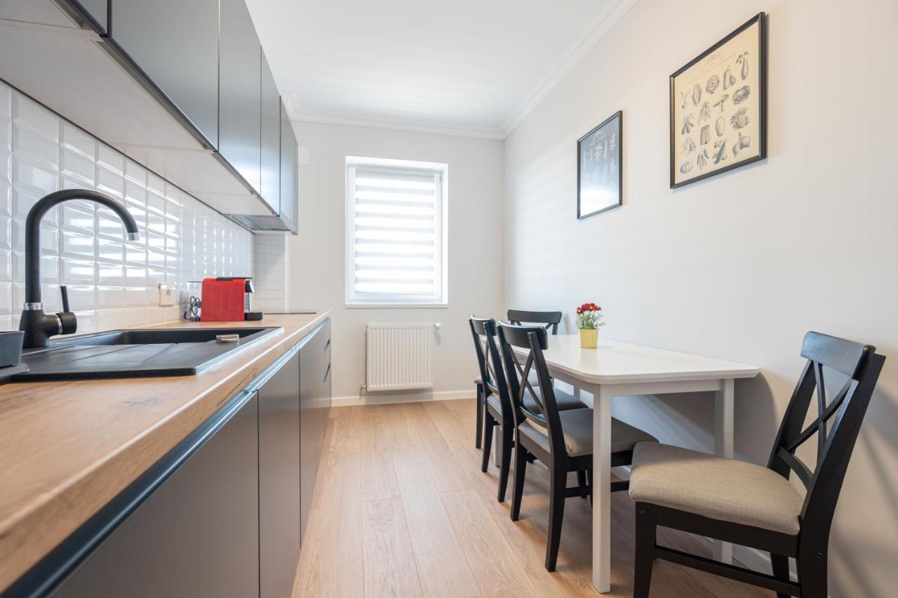 Ferienwohnung Lilla Flats Oradea Exterior foto